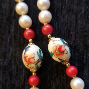 VINTAGE JAPAN SIGNED Faux Pearl Painted Floral CLOISONNE WHITE RED LONG NECKLACE